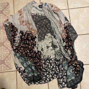 Women’s Angie bathing suit cover/cardigan/shawl